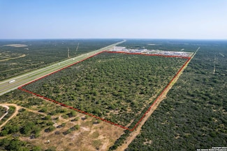 000 Ih 35 Access Rd, Pearsall, TX 78061