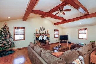 60 Sylvester St, Lawrence, MA 01843