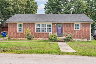 1428 Parkhurst Dr, Bowling Green, KY 42101