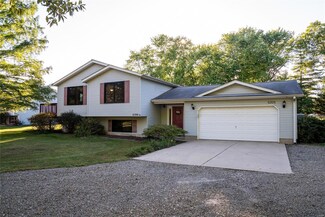 6306 Wenzel Rd, Alton, IL 62002