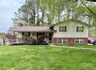 1859 Oak St, Morristown, TN 37813