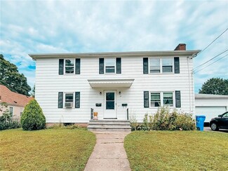35 Woodbury Rd, Cranston, RI 02905