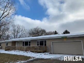 206 W North St, Forrest, IL 61741
