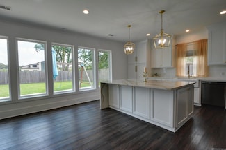 245 Marion Dr, Baton Rouge, LA 70806