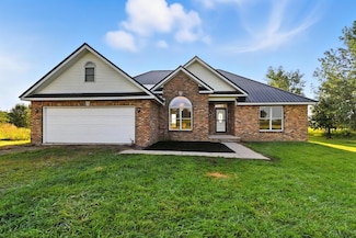 3096 Decliff Rd N, New Bloomington, OH 43341