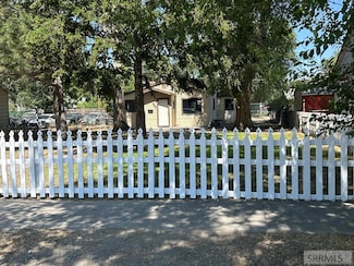 685 S Stout Ave, Blackfoot, ID 83221