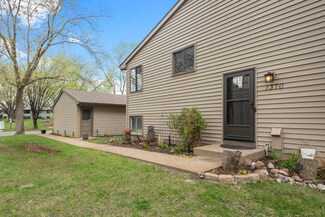 1370 Arden View Dr, New Brighton, MN 55112