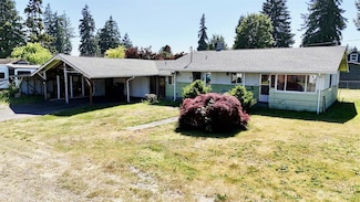 119 N 16th St, Elma, WA 98541