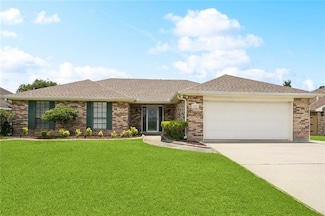 208 Oakmont Dr, Slidell, LA 70460