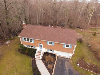 10 Colby Rd, Bridgewater, MA 02324