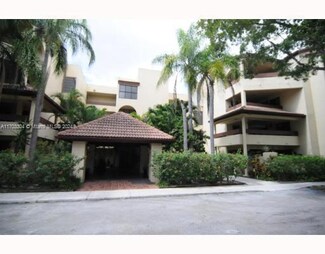 8800 SW 123rd Ct Unit J204, Miami, FL 33186