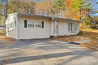 98 Glen Echo Blvd, Stoughton, MA 02072