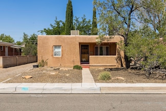 1009 Vassar Dr NE, Albuquerque, NM 87106