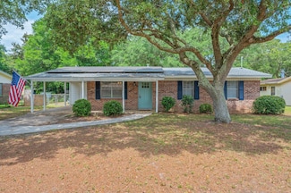 30 Woodham Ave, Fort Walton Beach, FL 32547
