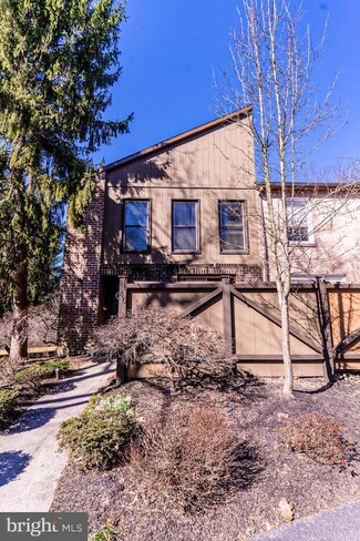 46 Winged Foot Dr, Reading, PA 19607