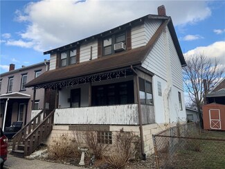 910 Front St, Creighton, PA 15030