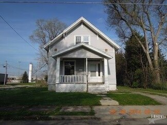 1804 Dubois St, Fort Wayne, IN 46803