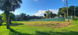 14101 Plum Ln, Hudson, FL 34667