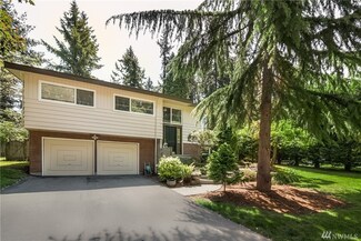 6223 NE 154th St, Kenmore, WA 98028