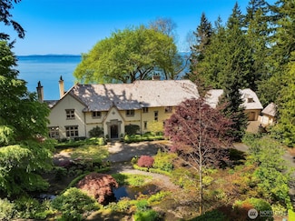 83 Olympic Dr NW, Shoreline, WA 98177