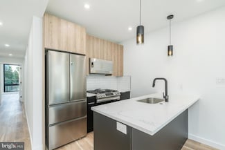 1527 Ogden St Unit 2, Philadelphia, PA 19130