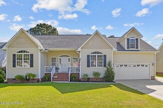 109 Hillsboro Dr, New Bern, NC 28562