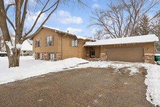 9033 Cavell Cir, Bloomington, MN 55438