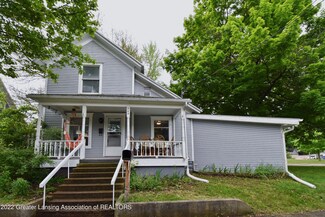 345 W Jefferson St, Grand Ledge, MI 48837