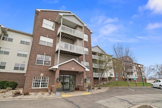 2231 N Penn Place Unit 314, North Saint Paul, MN 55109
