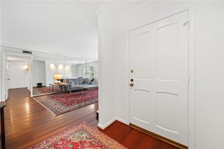 52 Chaumont Square NW, Atlanta, GA 30327