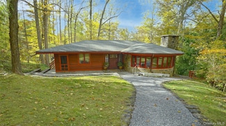 4 Bridge Ln, Croton On Hudson, NY 10520