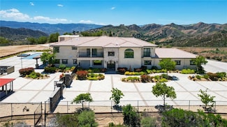 29732 Arroyo Oak Ln, Castaic, CA 91384