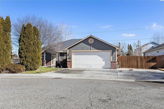 218 N Idaho St, Kennewick, WA 99336