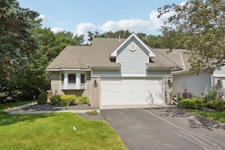 2625 Rivers Bluff Ln, Anoka, MN 55303