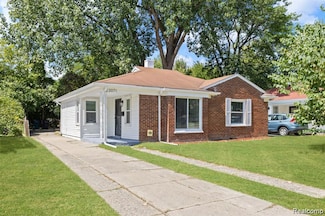 23071 Kenosha St, Oak Park, MI 48237