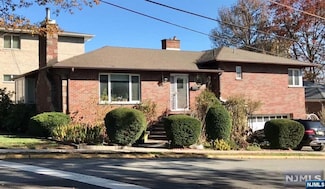 253 Mcelroy Ave, Fort Lee, NJ 07024