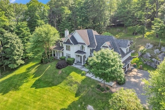 299 Barger St, Putnam Valley, NY 10579