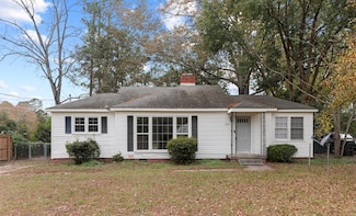 1022 S Lena St, Dothan, AL 36301