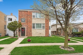 5032 Crain St, Skokie, IL 60077