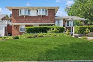 345 E Park Ave, Long Beach, NY 11561