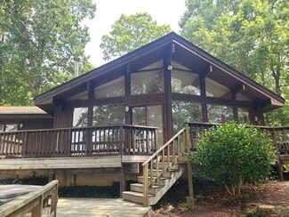 603 Pipe-N-tree Dr, Hartfield, VA 23071