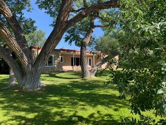 295 Dixon Rd, Corrales, NM 87048