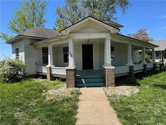 318 S Williams St, Craig, MO 64437