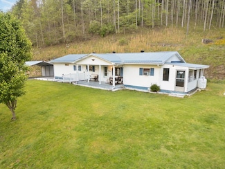 1460 Gum Branch Rd, Oakwood, VA 24631