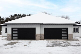 912 17th St SE, Menomonie, WI 54751
