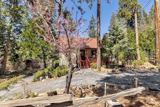 55250 John Muir Rd, Idyllwild-Pine Cove, CA 92549
