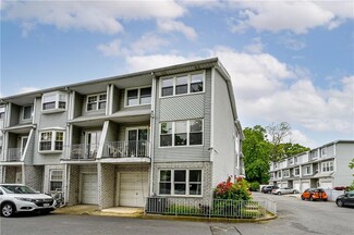 64 Vogel Loop, Staten Island, NY 10314
