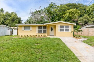 765 W Gate Dr, Safety Harbor, FL 34695
