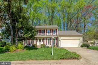 6055 Burnside Landing Dr, Burke, VA 22015