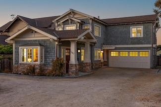 180 Central Ave, Pacific Grove, CA 93950